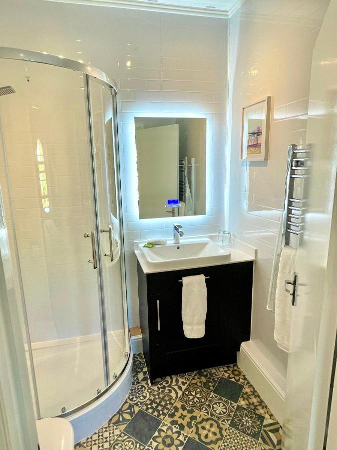 Gresham Court Hotel Torquay Bagian luar foto