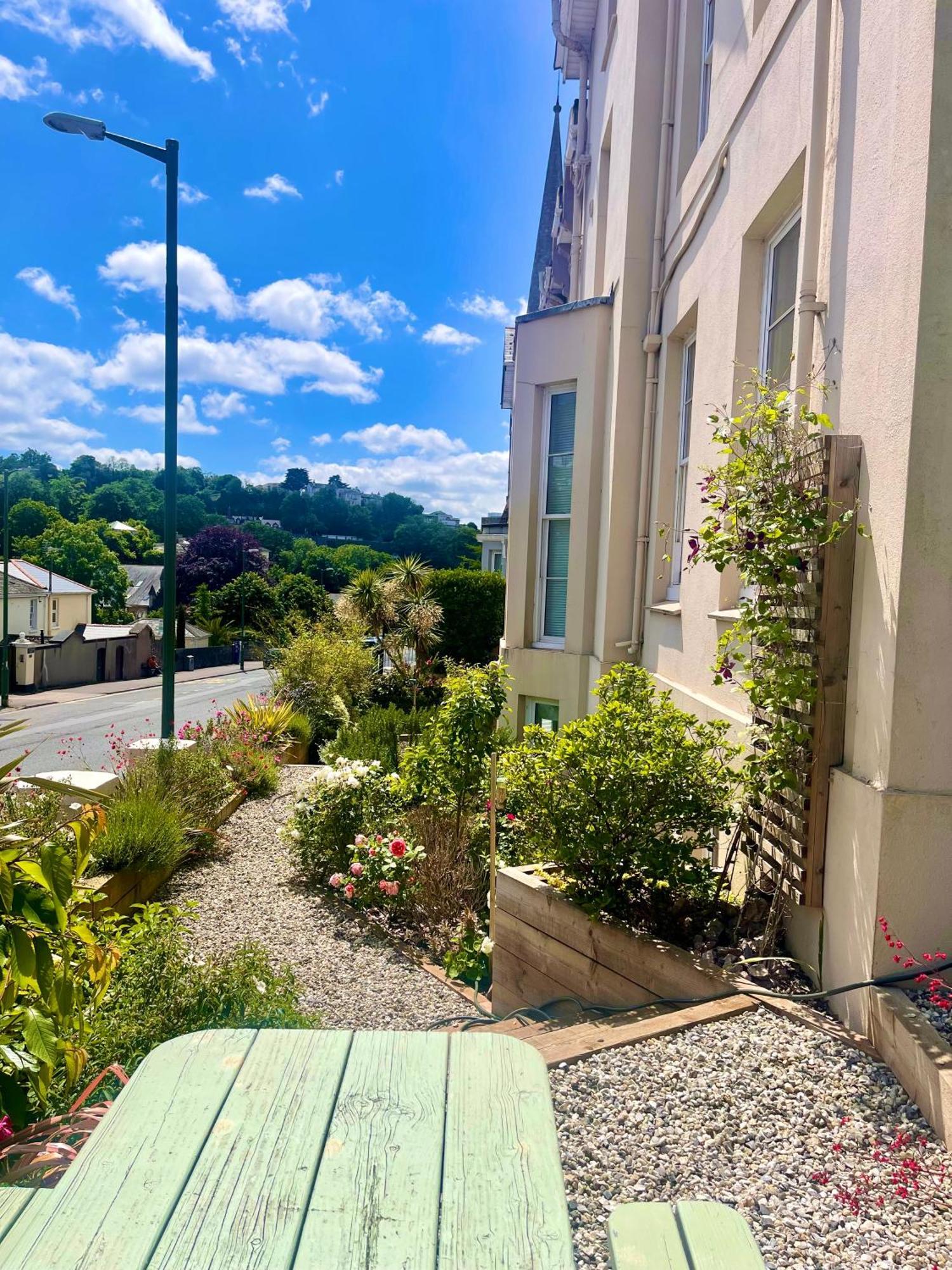 Gresham Court Hotel Torquay Bagian luar foto