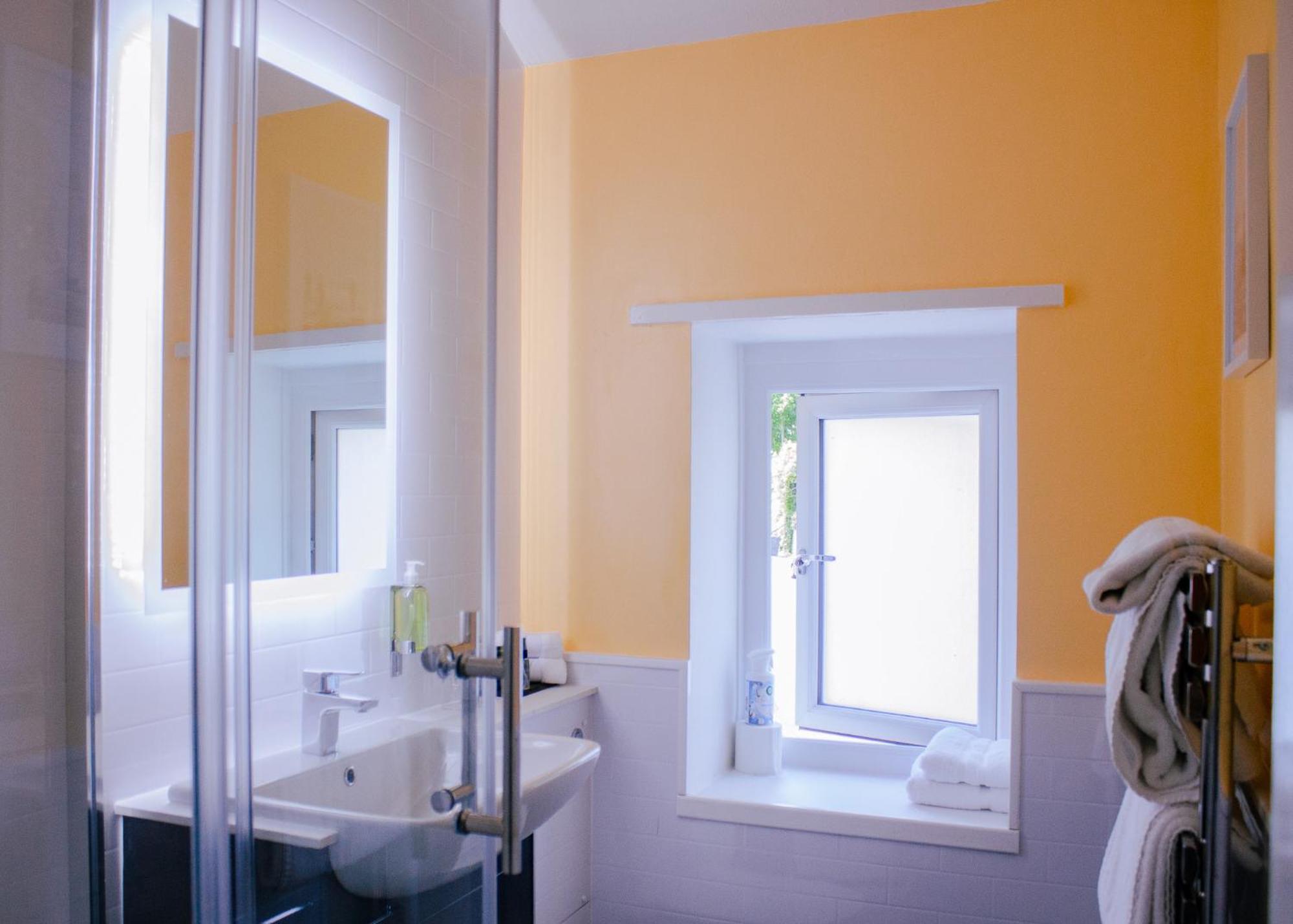 Gresham Court Hotel Torquay Bagian luar foto